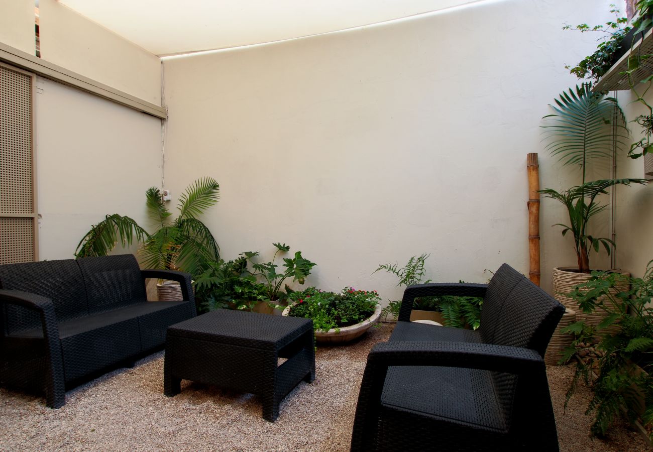 Studio in Tel Aviv - Jaffa - Design Studio & Patio near Market by FeelHome
