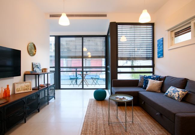 Apartment in Tel Aviv - Jaffa - Trendy Apt & Balcony on Sheinkin Street by FeelHome