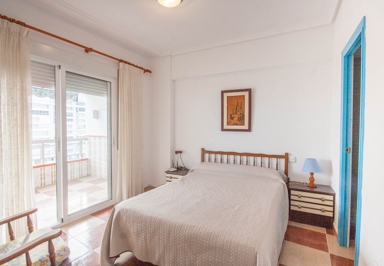 Apartment in Cullera - 2-bedroom apartment with sea views