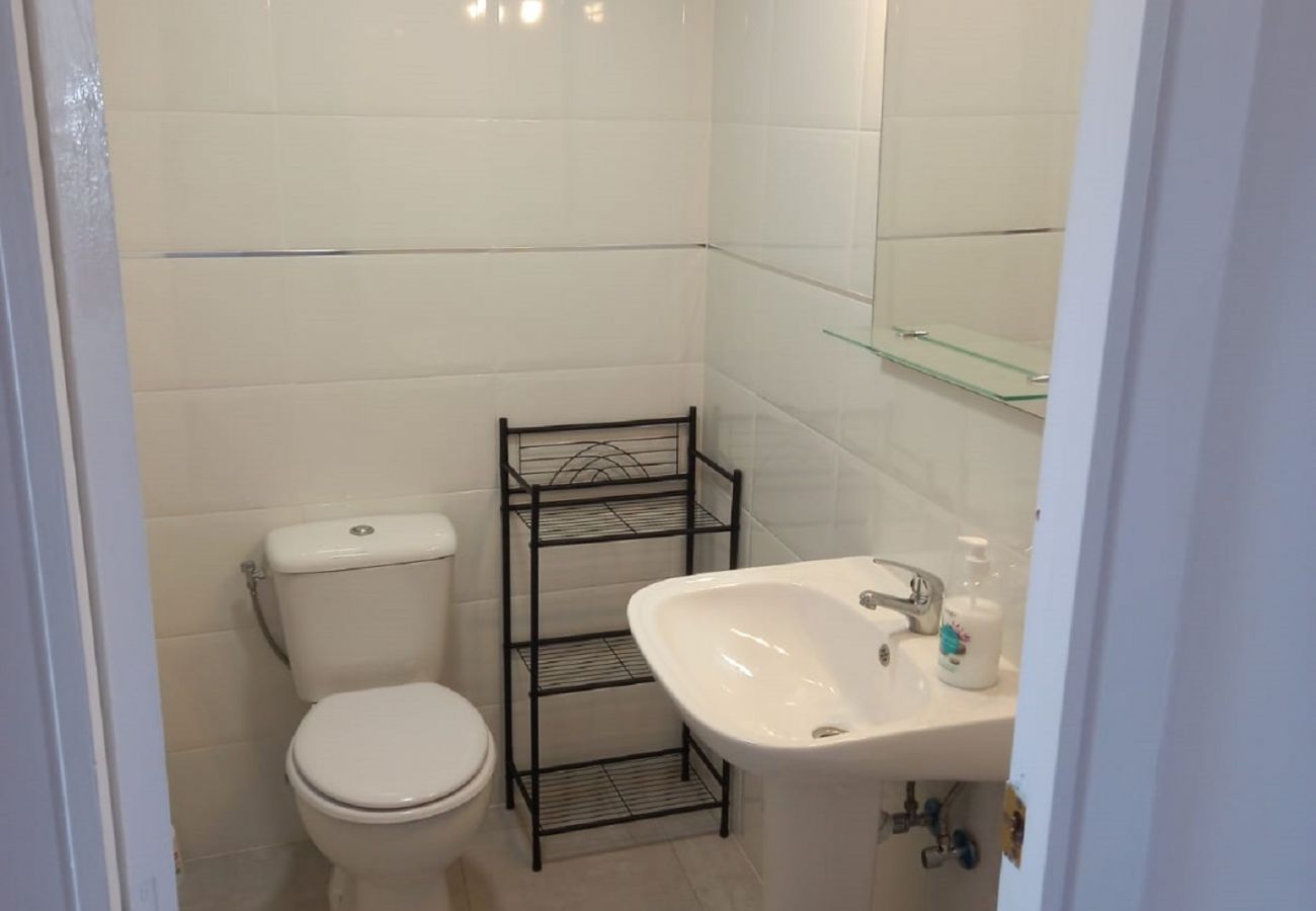 Apartment in Cullera - 2-bedroom apartment with sea views