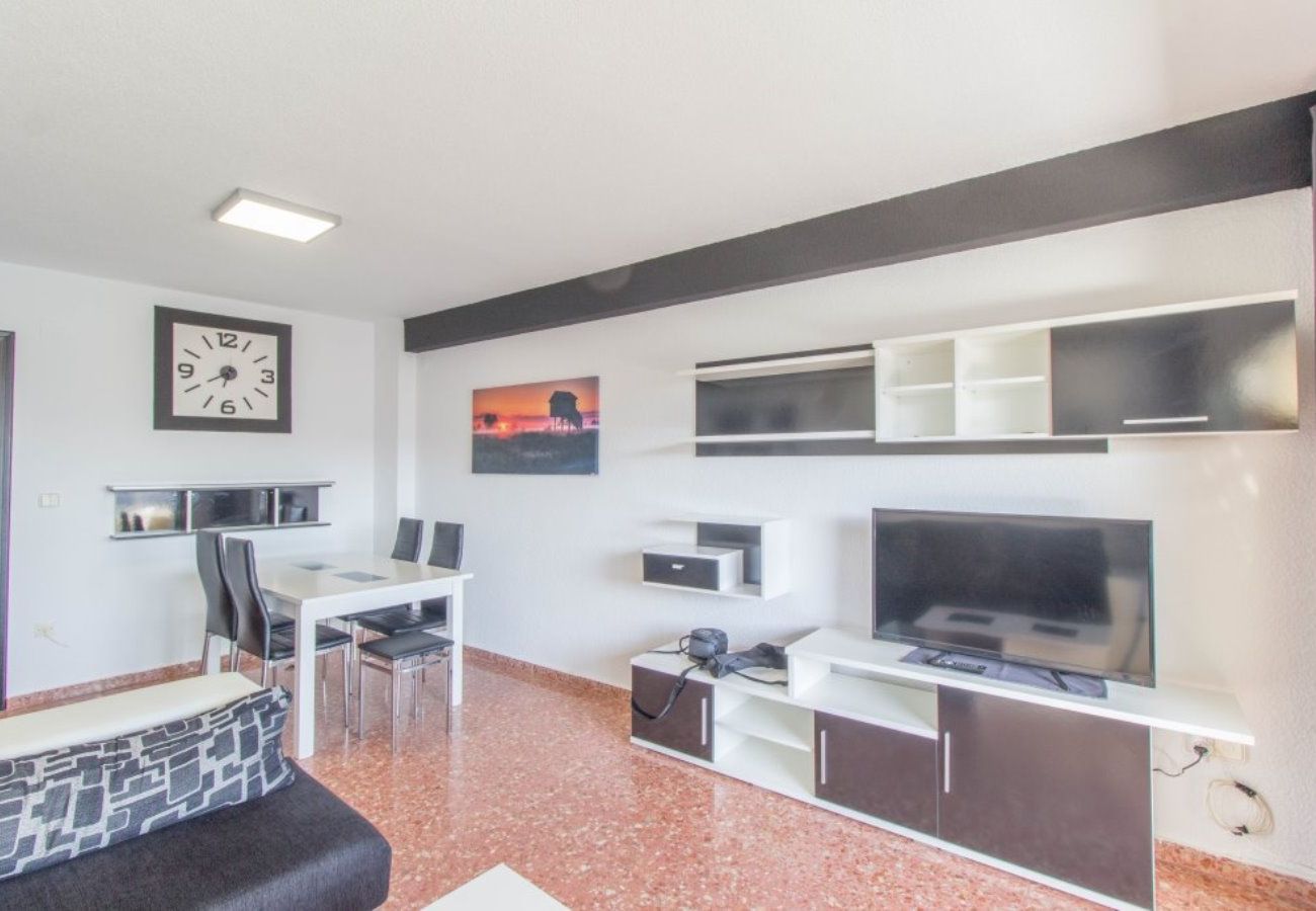 Apartment in Cullera - 2 bedroom apartment with sea views