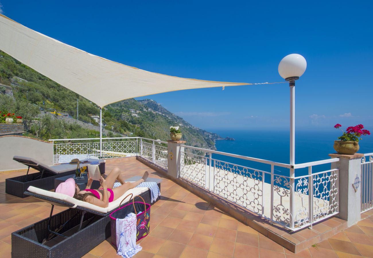 House in Praiano - Grande Tuoro - Terraces with Pool Jacuzzi & Sea View 