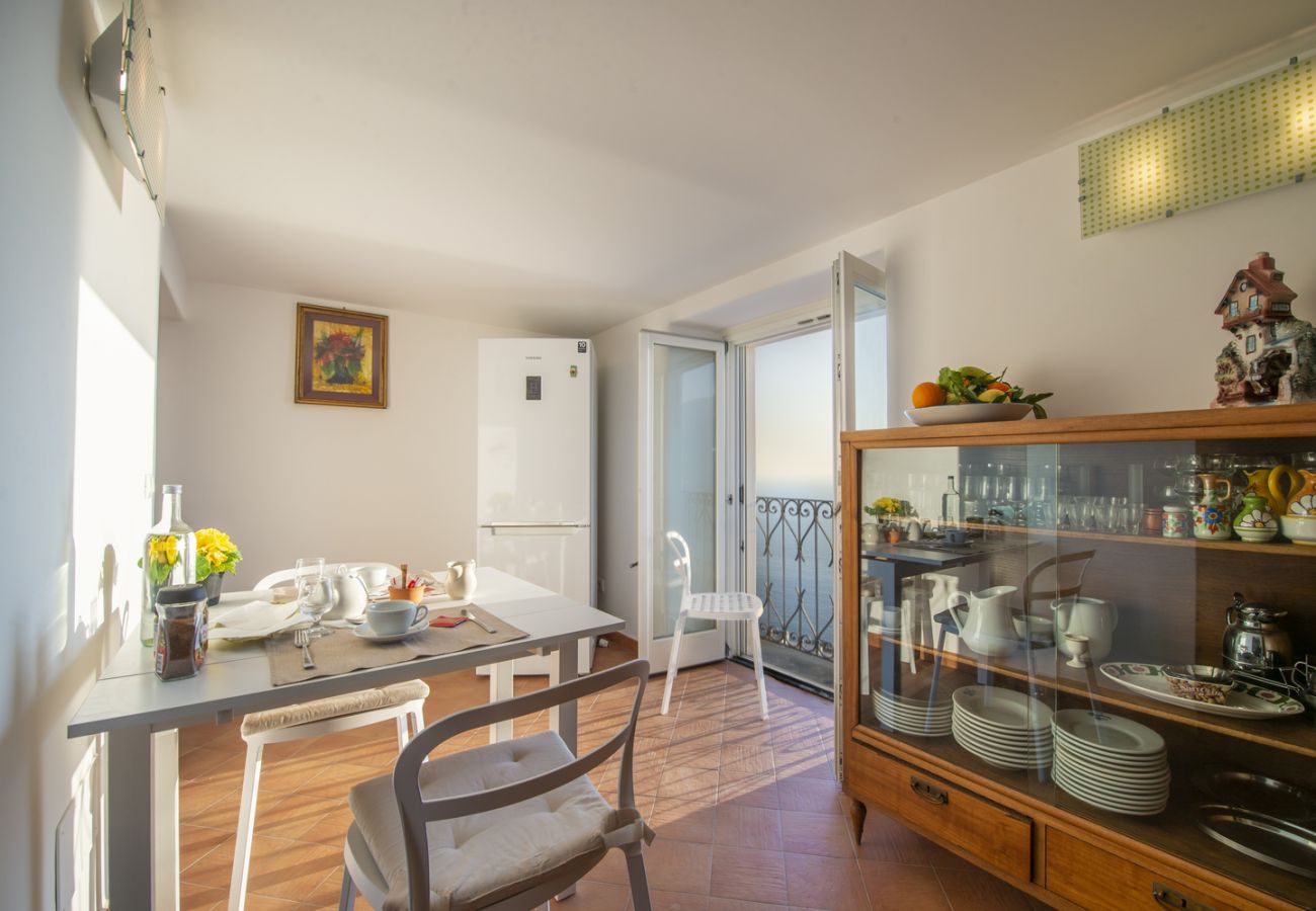 Apartment in Praiano - Casa Cimino A - Lovely apartment and amazing view on Capri and Positano