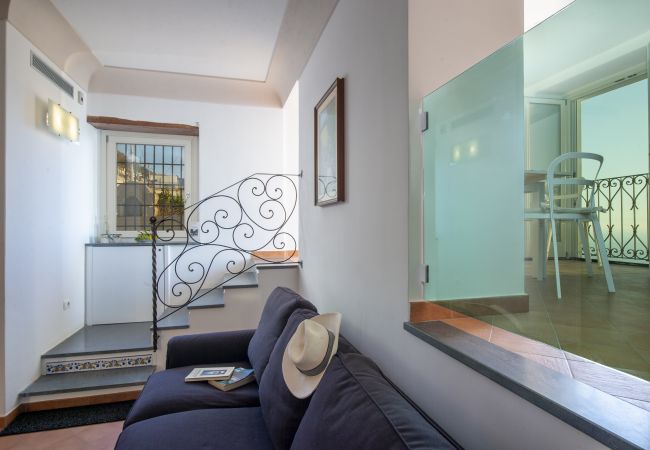 Villa in Praiano - Villa Cimino - Central Villa Stunning Sea View  Villa in Praiano - Villa Cimino - Central Villa Stunning Sea View