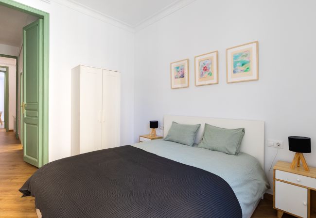 Apartment in Barcelona - MODERNIST FAMILY BARCELONA APARTMENT  Apartment in Barcelona - MODERNIST FAMILY BARCELONA APARTMENT