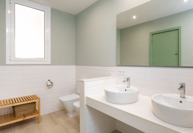 Apartment in Barcelona - MODERNIST FAMILY BARCELONA APARTMENT  Apartment in Barcelona - MODERNIST FAMILY BARCELONA APARTMENT