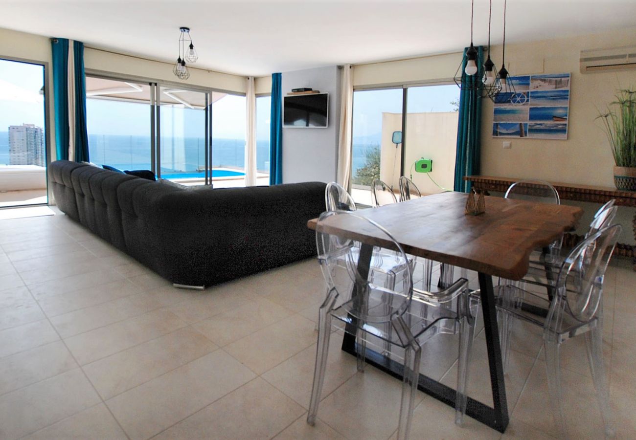 Chalet in Cullera - Villa by the sea with private pool