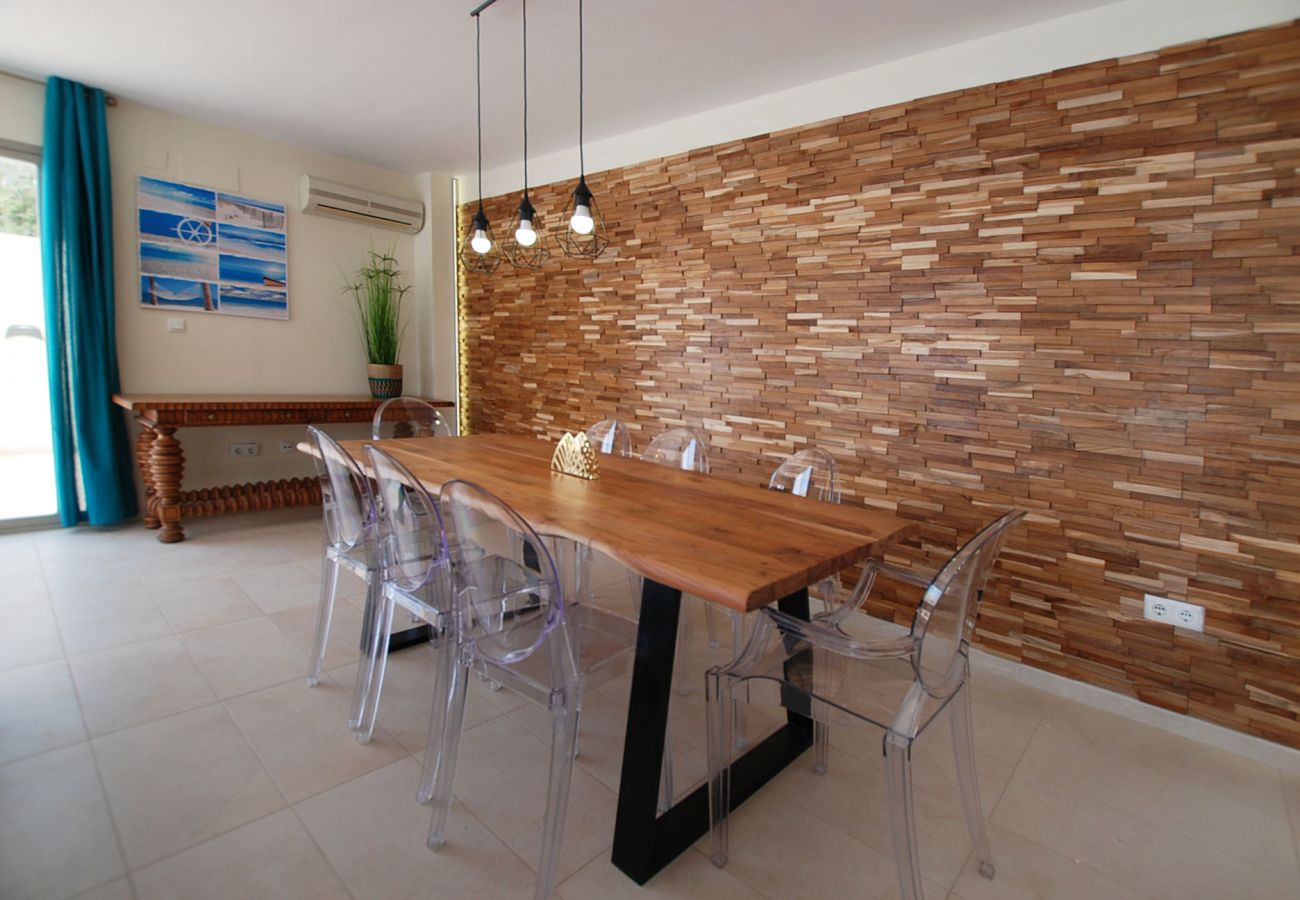 Chalet in Cullera - Villa by the sea with private pool