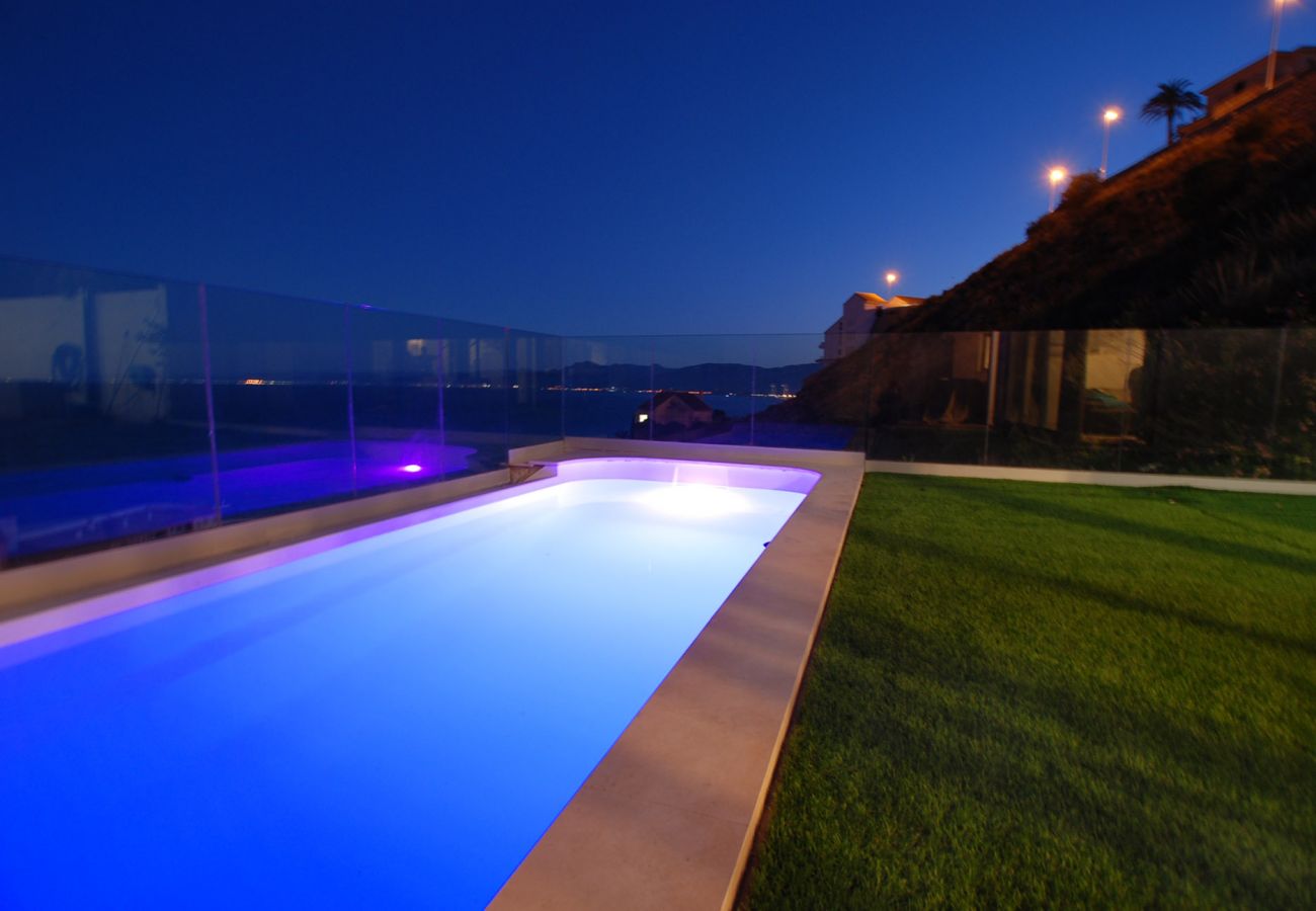 Chalet in Cullera - Villa by the sea with private pool