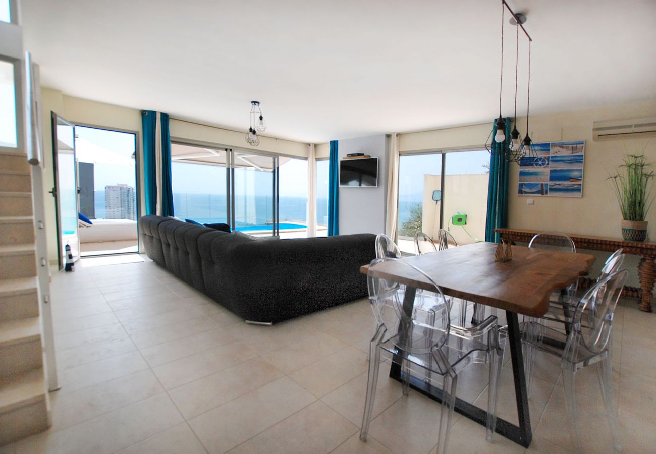 Chalet in Cullera - Villa by the sea with private pool