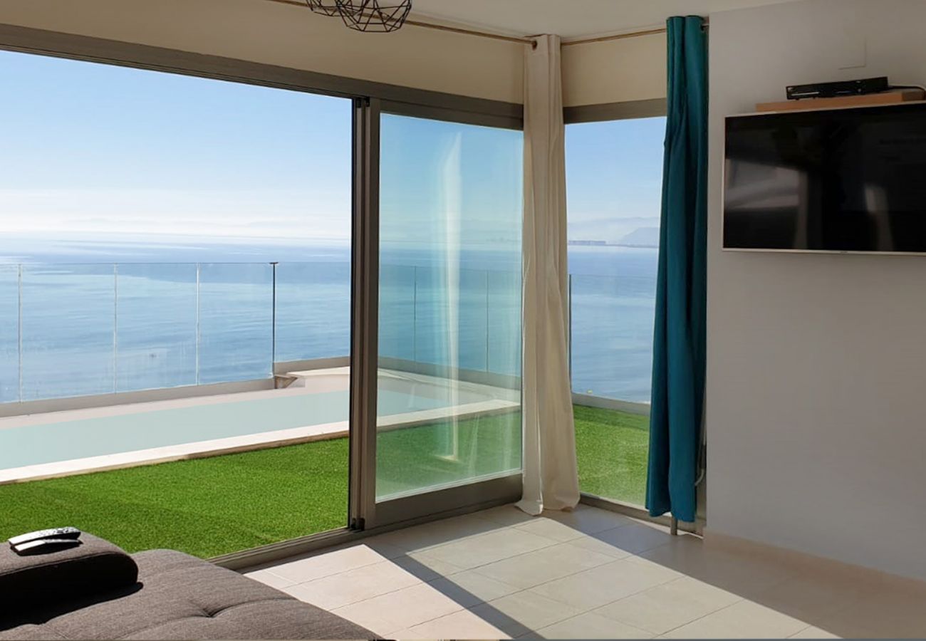 Chalet in Cullera - Villa by the sea with private pool