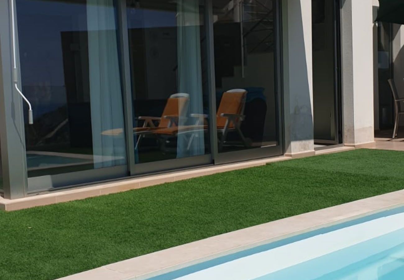 Chalet in Cullera - Villa by the sea with private pool
