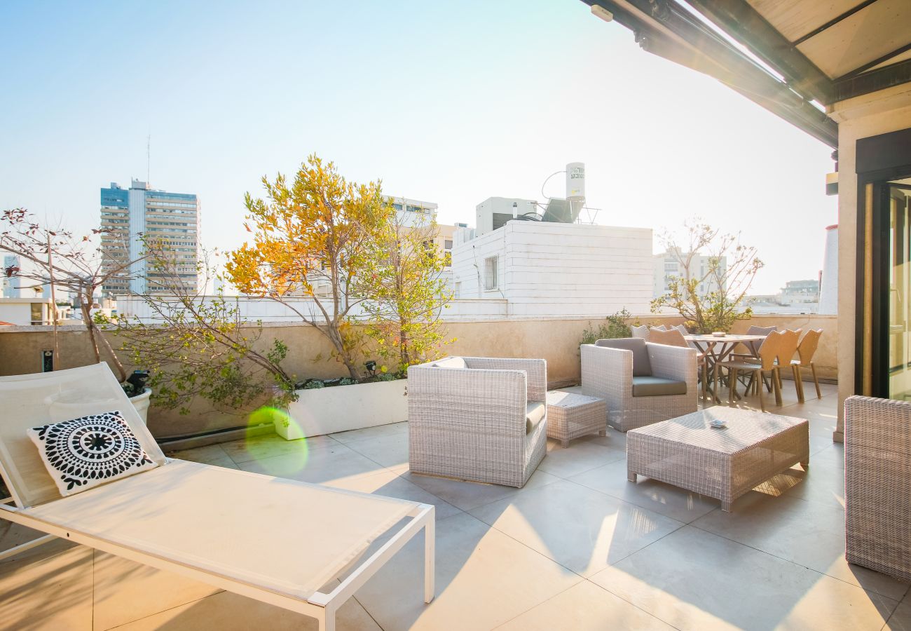 Apartment in Tel Aviv - Jaffa - Frishman Duplex Penthouse 4BR