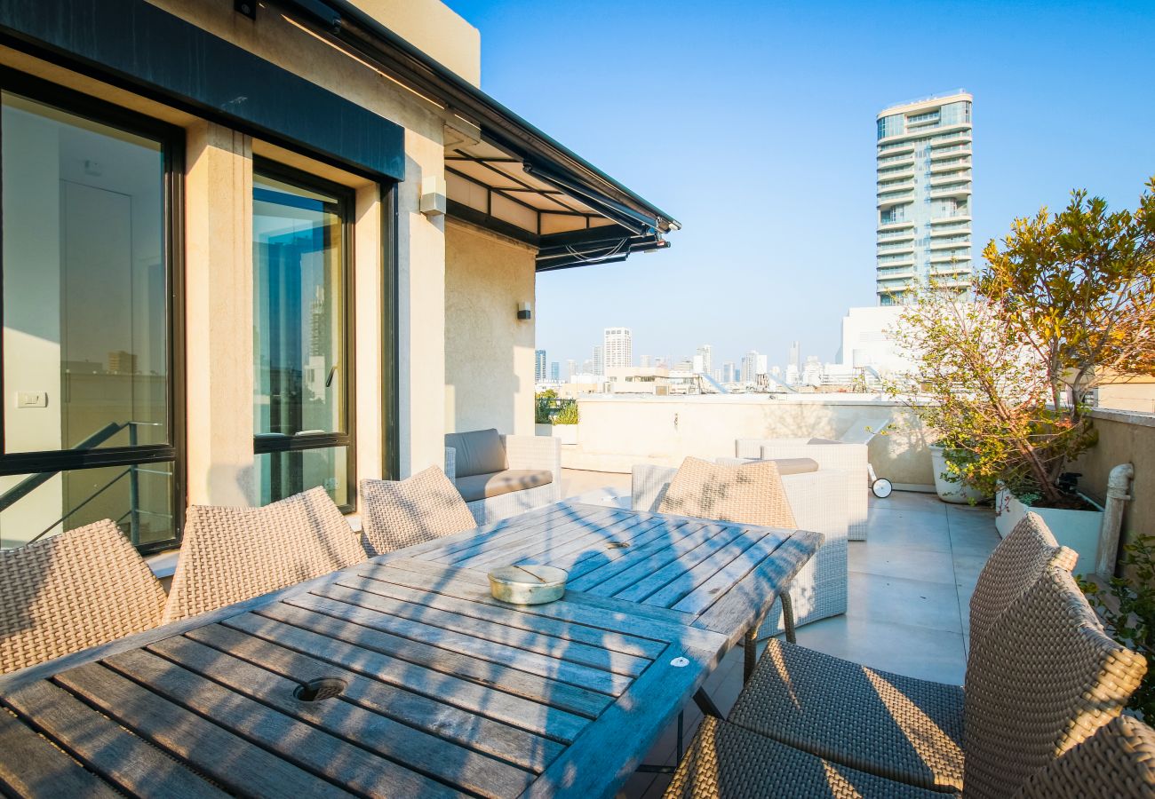 Apartment in Tel Aviv - Jaffa - Chic Duplex Penthouse by FeelHome