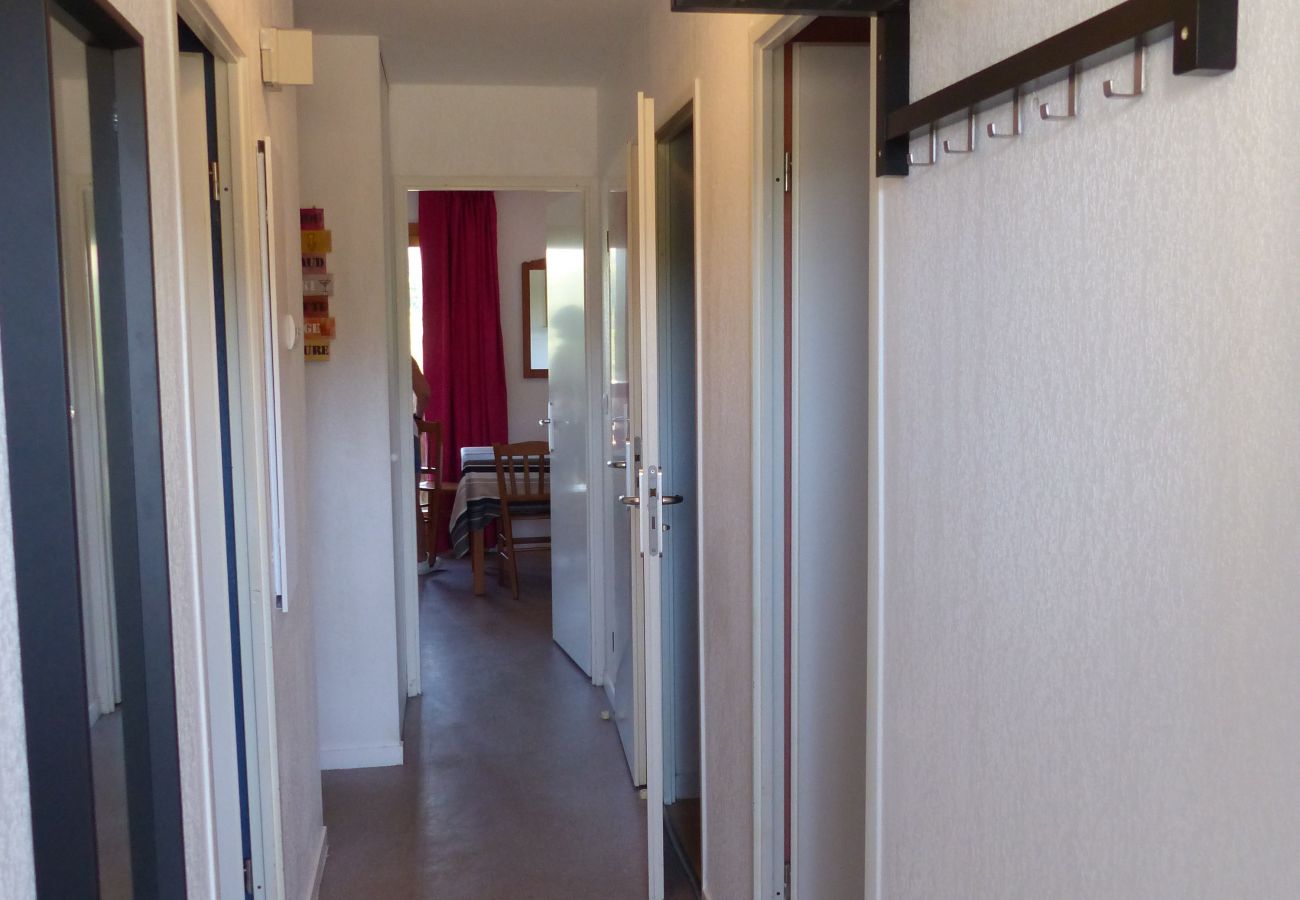 Apartment in Le Dévoluy - SUPERDEVOLUY - LES CHAUMETTES - APPARTEMENT 10 PERSONNES
