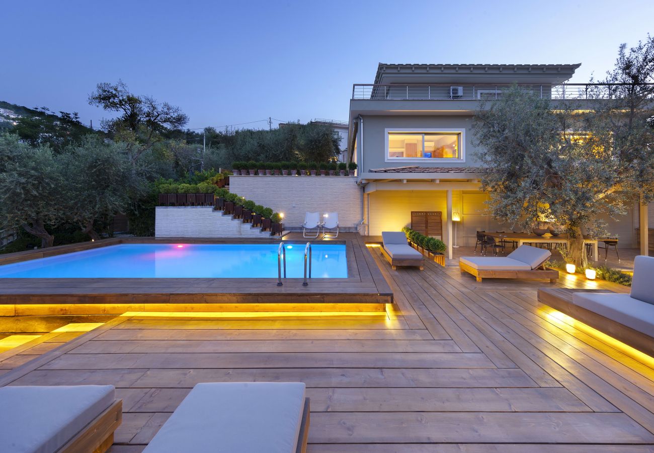 Villa in Sorrento - Luxuria Villa - Majestic Modern Villa with large Garden and Swimming Pool