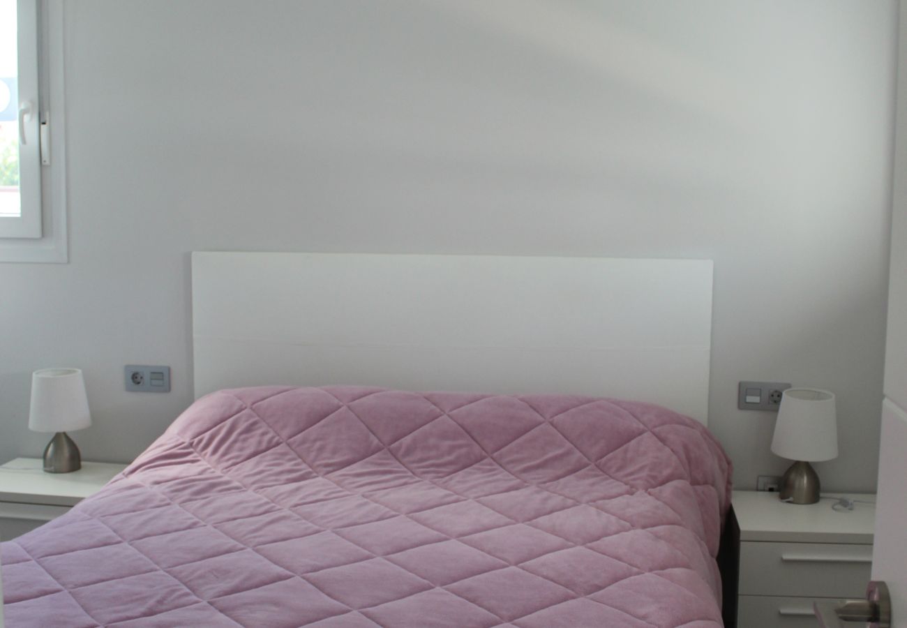 Apartment in Denia - VICTORIA 1 VyB LM027