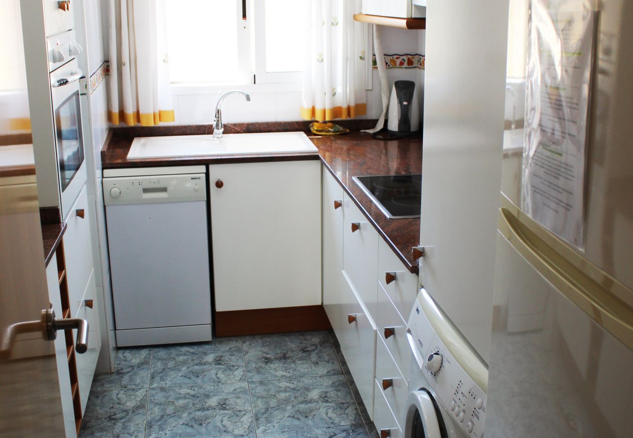 Apartment in Denia - MARINA BLAU- 2D-5C VYB (lM -058)