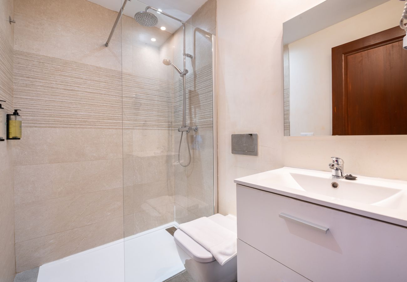 Bathroom with shower in holiday apartment, Palma