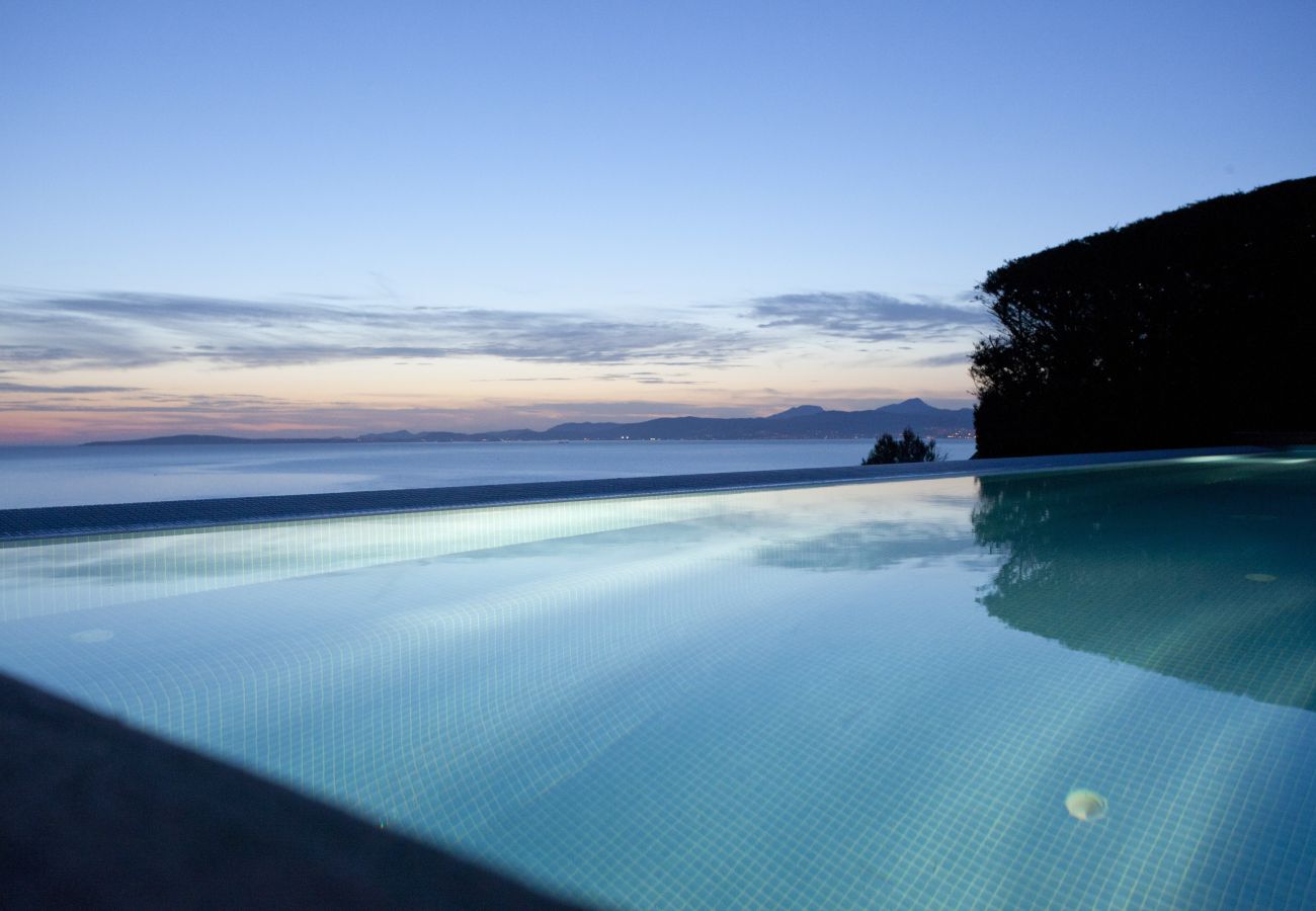 Villa in Llucmajor - Herce Property - Minimalist & Mediterranean