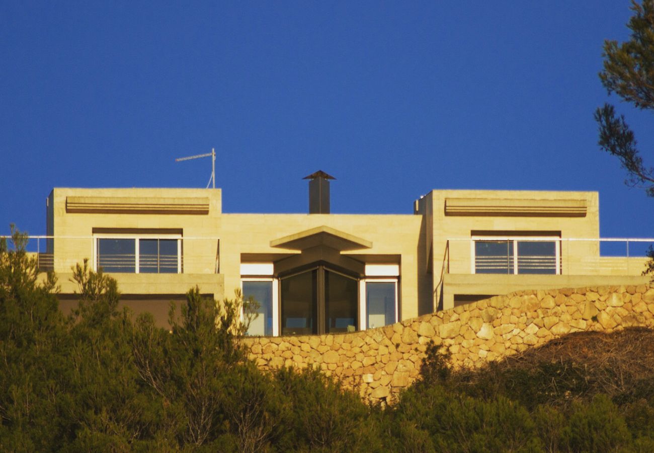 Villa in Llucmajor - Herce Property - Minimalist & Mediterranean