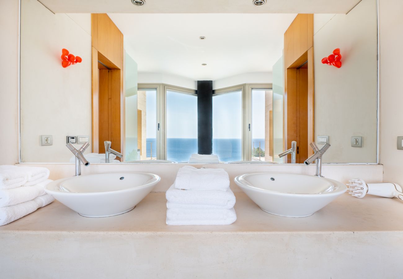 Villa in Llucmajor - Herce Property - Minimalist & Mediterranean