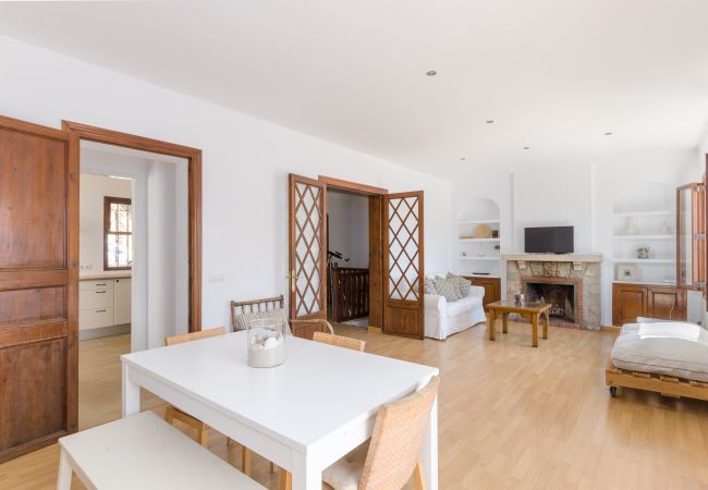 Chalet in Cala Mayor - YourHouse Ca Na Salera, holidays near Palma with private pool Chalet in Cala Mayor - YourHouse Ca Na Salera, holidays near Palma with private pool