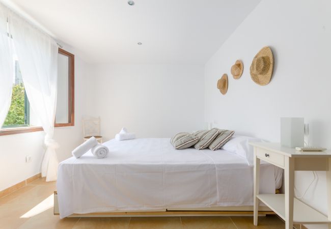 Chalet in Cala Mayor - YourHouse Ca Na Salera, holidays near Palma with private pool Chalet in Cala Mayor - YourHouse Ca Na Salera, holidays near Palma with private pool