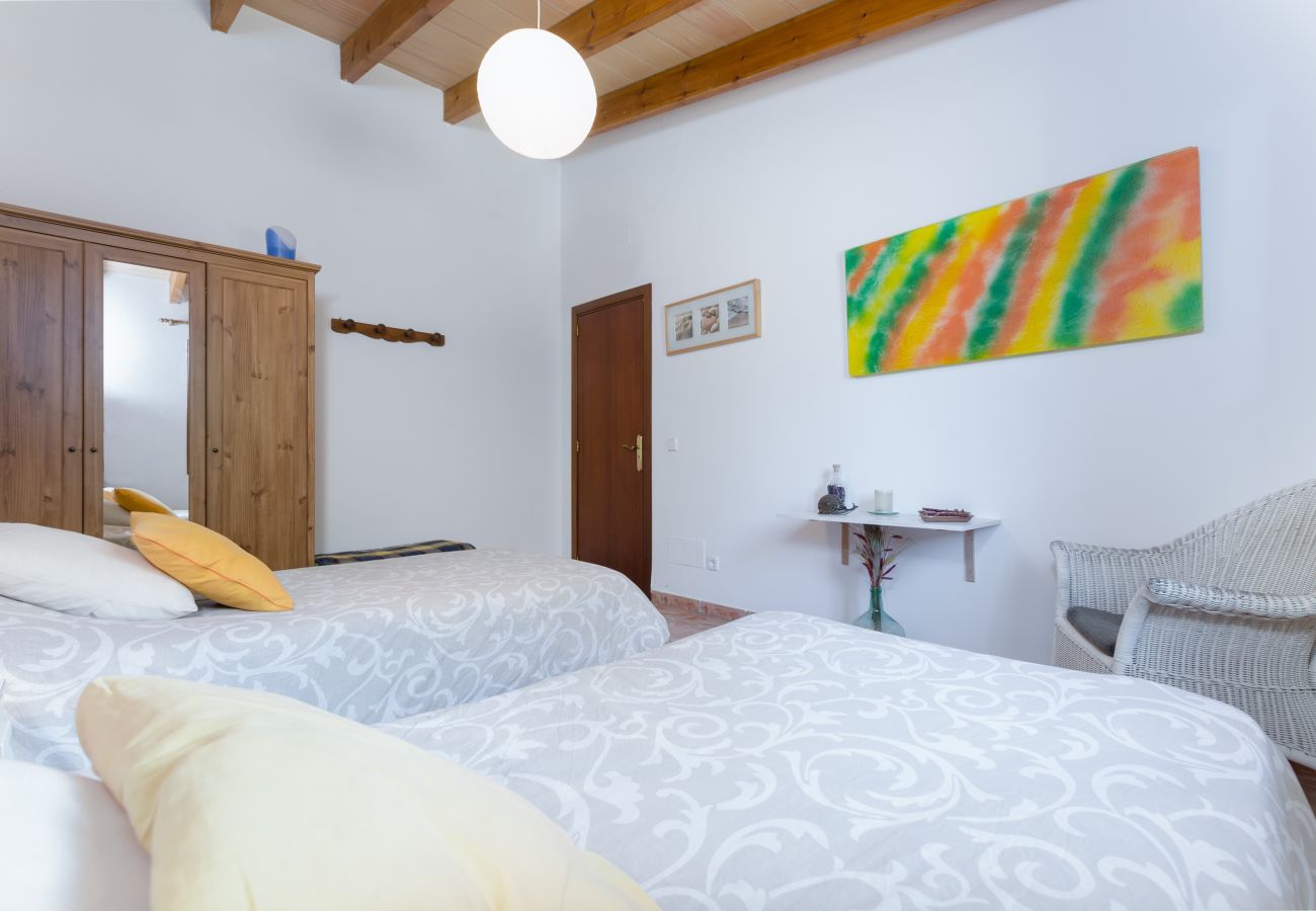 Villa in Manacor - Villa with private pool near Manacor,  Villa con piscina privada en Manacor, YourHouse Garballons