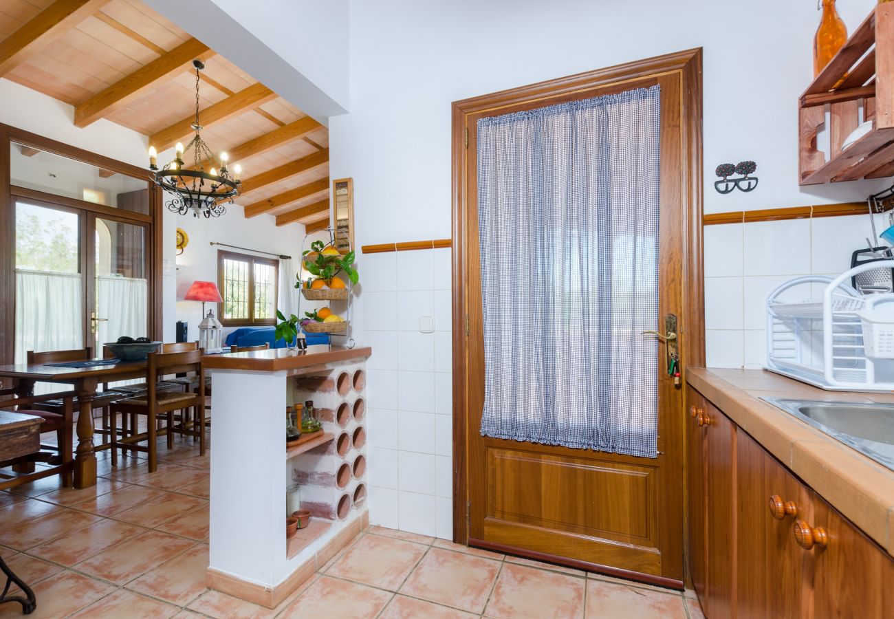 Villa in Manacor - Villa with private pool near Manacor,  Villa con piscina privada en Manacor, YourHouse Garballons