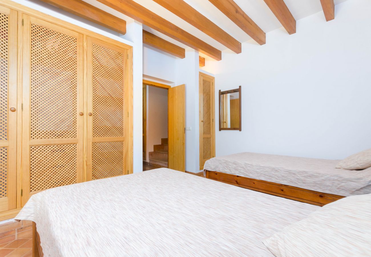 House in Capdepera - YourHouse Son Jaumell, spacious finca near Cala Ratjada and Capdepera golf