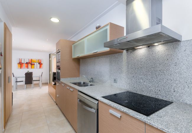 Apartment in Puerto de Alcudia - YourHouse Voramar 1C, beach apartment for 4 people