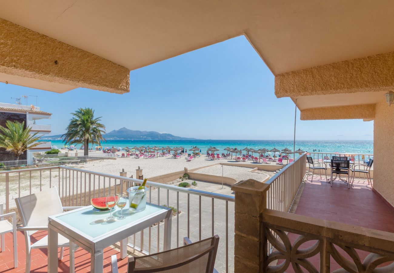 Apartment in Puerto de Alcudia - YourHouse Voramar 1C, beach apartment for 4 people
