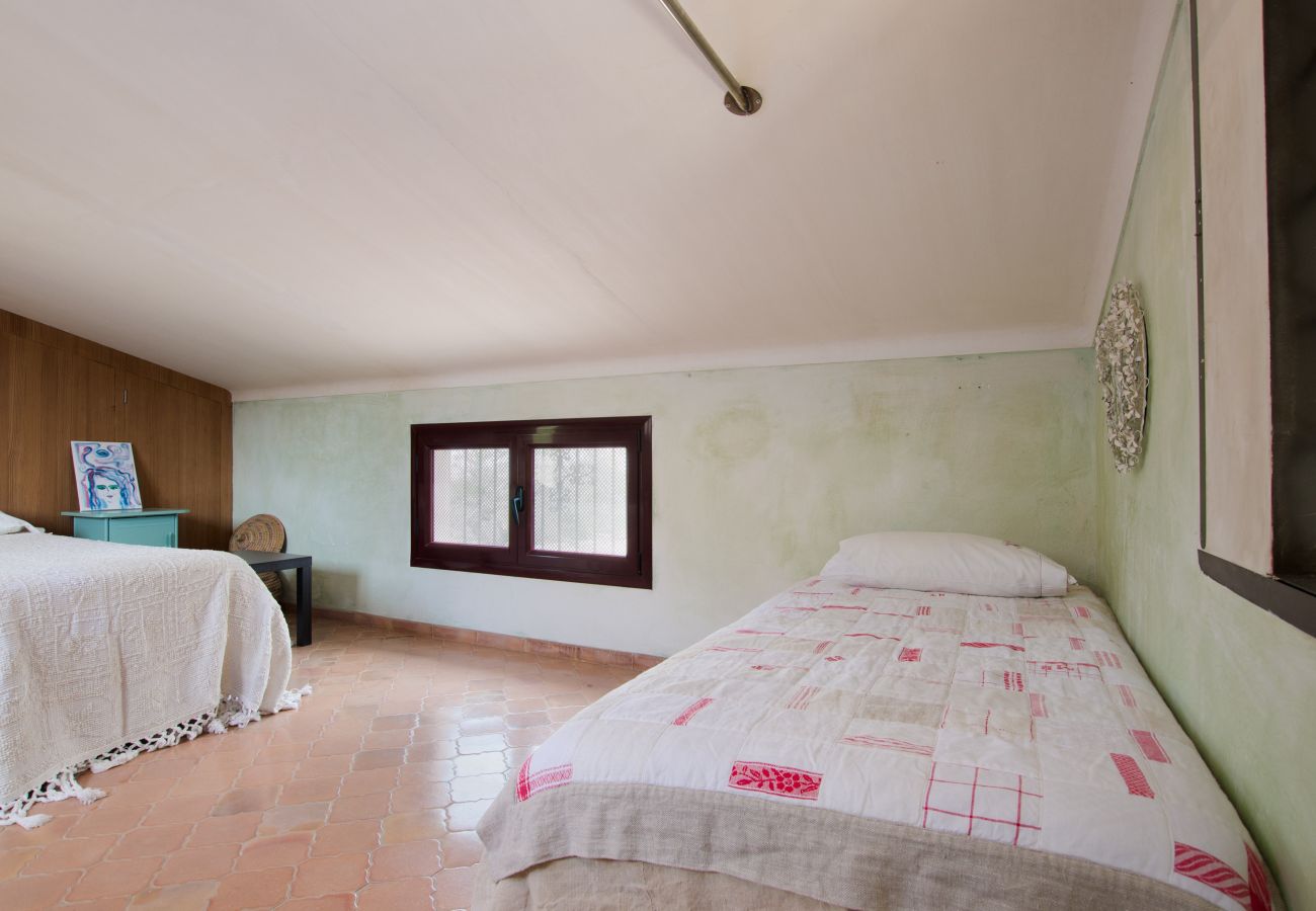 House in Petra - YourHouse Sa Cova, quiet finca surrounded by nature