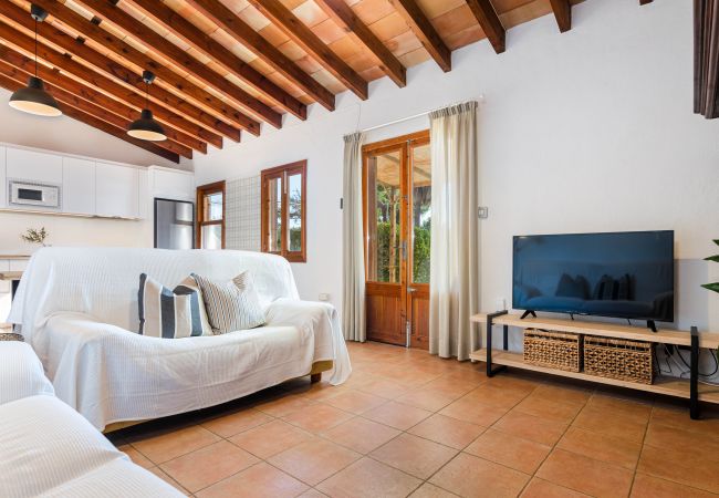 Villa in Lloseta - Lovely villa with private pool and ping pong table in the mountains, YourHouse Lemontree _Can Antic Villa in Lloseta - Lovely villa with private pool and ping pong table in the mountains, YourHouse Lemontree _Can Antic