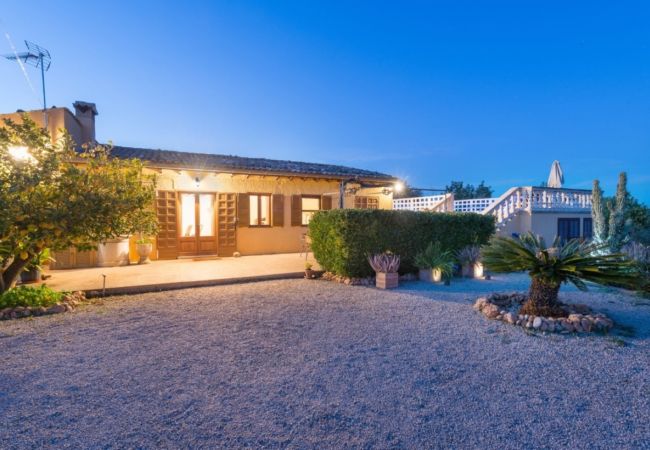 Villa in Lloseta - Lovely villa with private pool and ping pong table in the mountains, YourHouse Lemontree _Can Antic Villa in Lloseta - Lovely villa with private pool and ping pong table in the mountains, YourHouse Lemontree _Can Antic