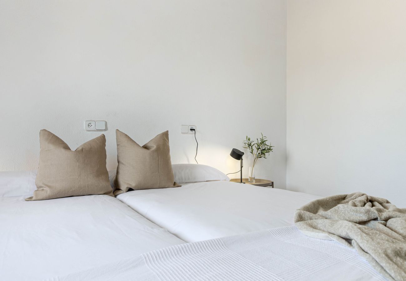 Villa in Lloseta - Lovely villa with private pool and ping pong table in the mountains, YourHouse Lemontree _Can Antic