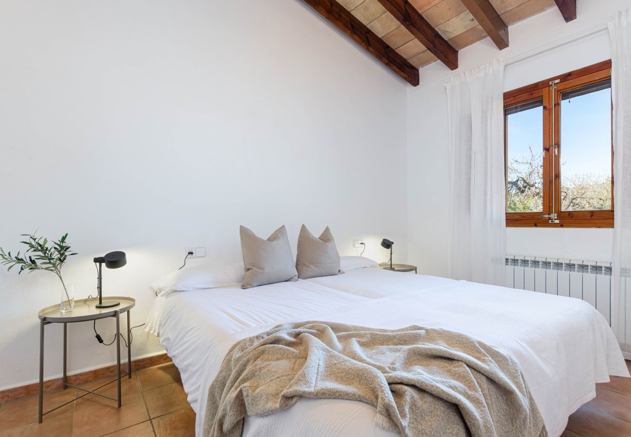 Villa in Lloseta - Lovely villa with private pool and ping pong table in the mountains, YourHouse Lemontree _Can Antic