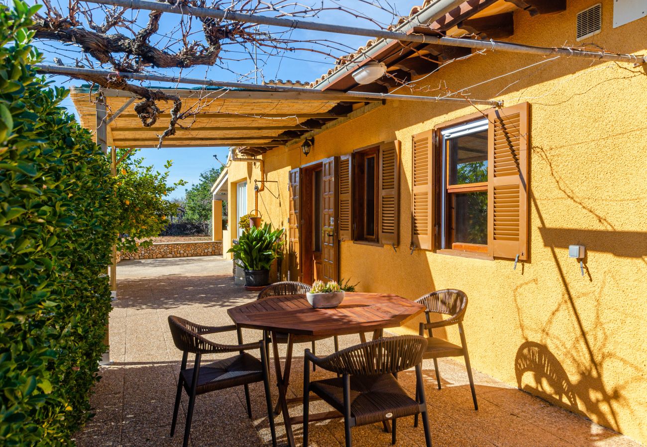 Villa in Lloseta - Lovely villa with private pool and ping pong table in the mountains, YourHouse Lemontree _Can Antic