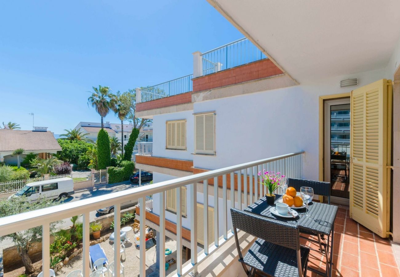 Apartment in Alcudia - YourHouse Roses 16, beach apartment, perfect for 2-4 people