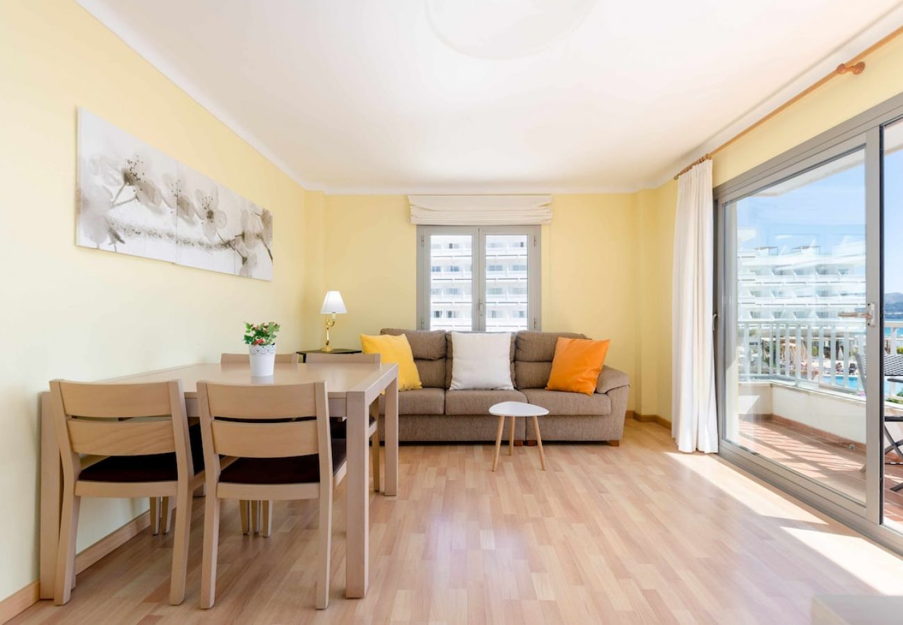 Apartment in Alcudia - YourHouse Roses 16, beach apartment, perfect for 2-4 people