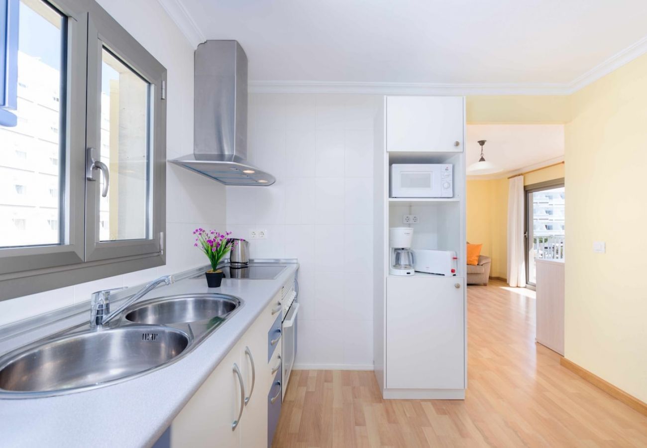 Apartment in Alcudia - YourHouse Roses 16, beach apartment, perfect for 2-4 people