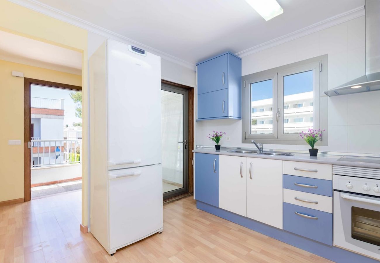 Apartment in Alcudia - YourHouse Roses 16, beach apartment, perfect for 2-4 people