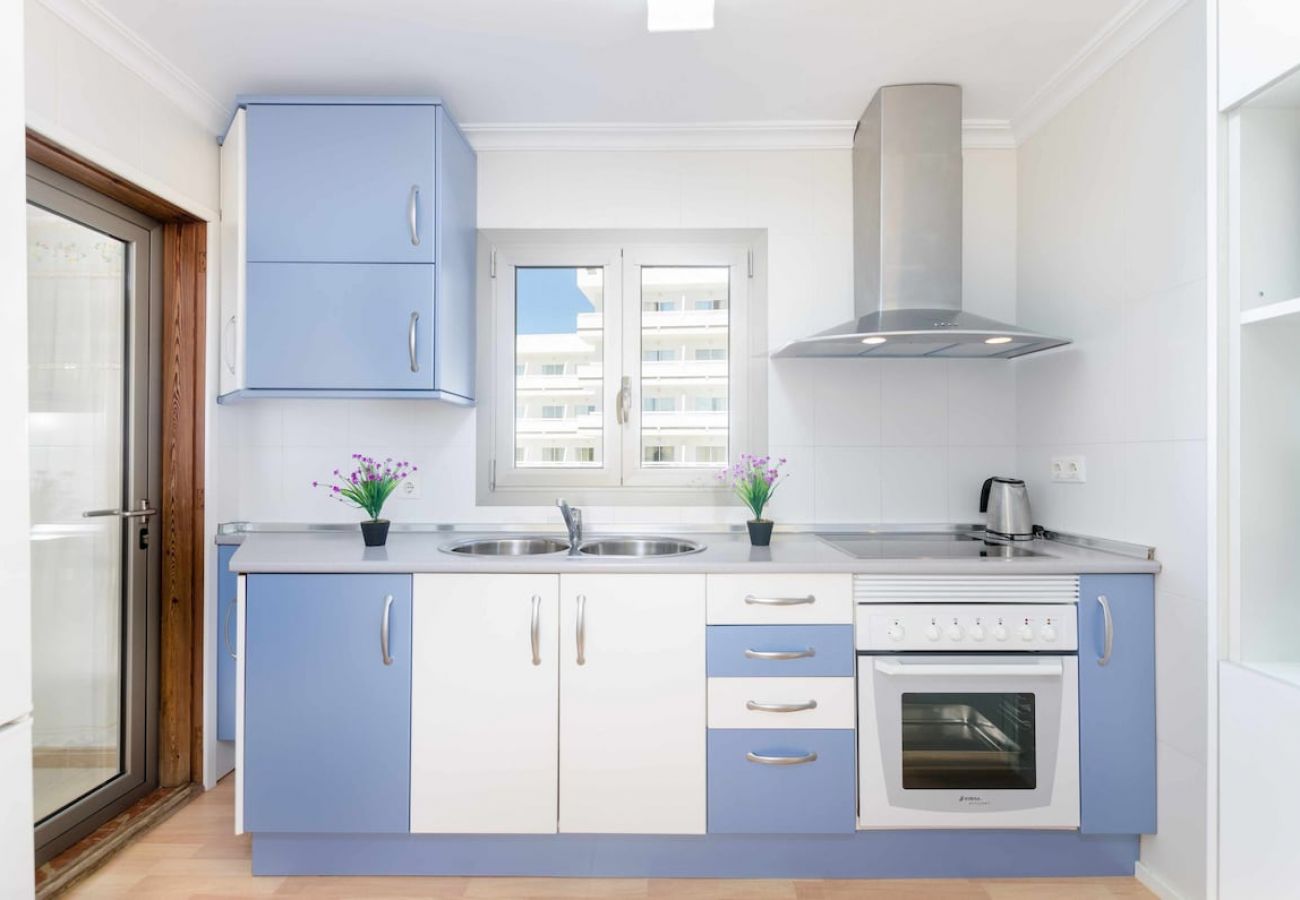Apartment in Alcudia - YourHouse Roses 16, beach apartment, perfect for 2-4 people