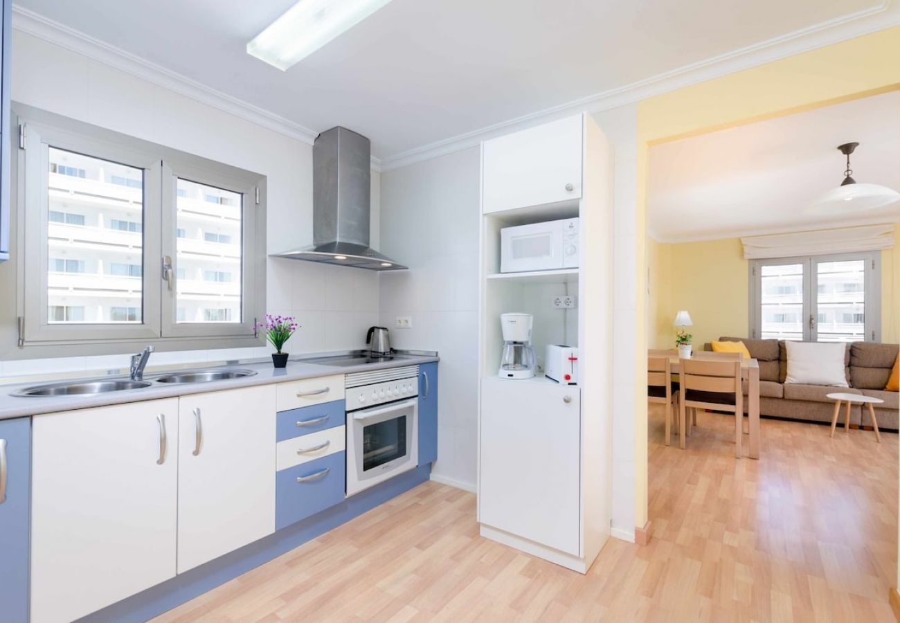 Apartment in Alcudia - YourHouse Roses 16, beach apartment, perfect for 2-4 people