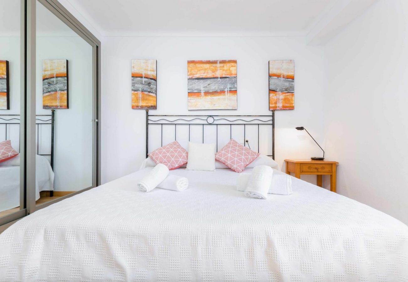 Apartment in Alcudia - YourHouse Roses 16, beach apartment, perfect for 2-4 people