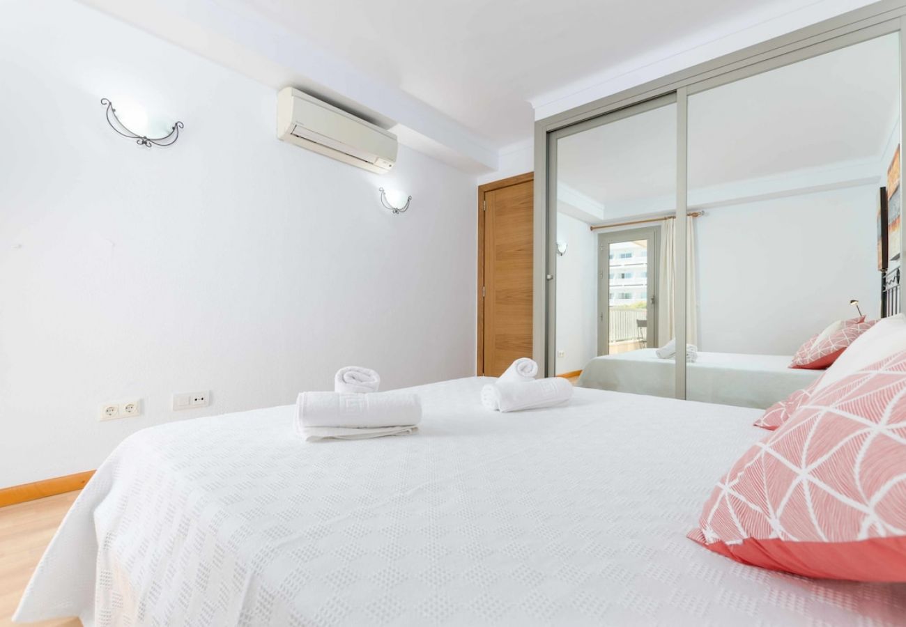 Apartment in Alcudia - YourHouse Roses 16, beach apartment, perfect for 2-4 people