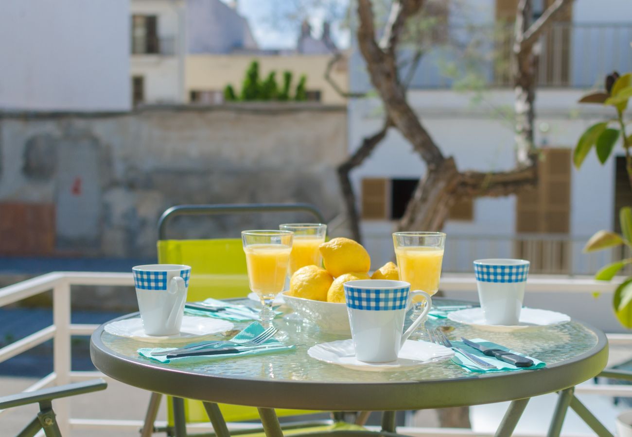 House in Can Picafort - YourHouse Can Miquel, vacation house in Can Picafort, near the beach