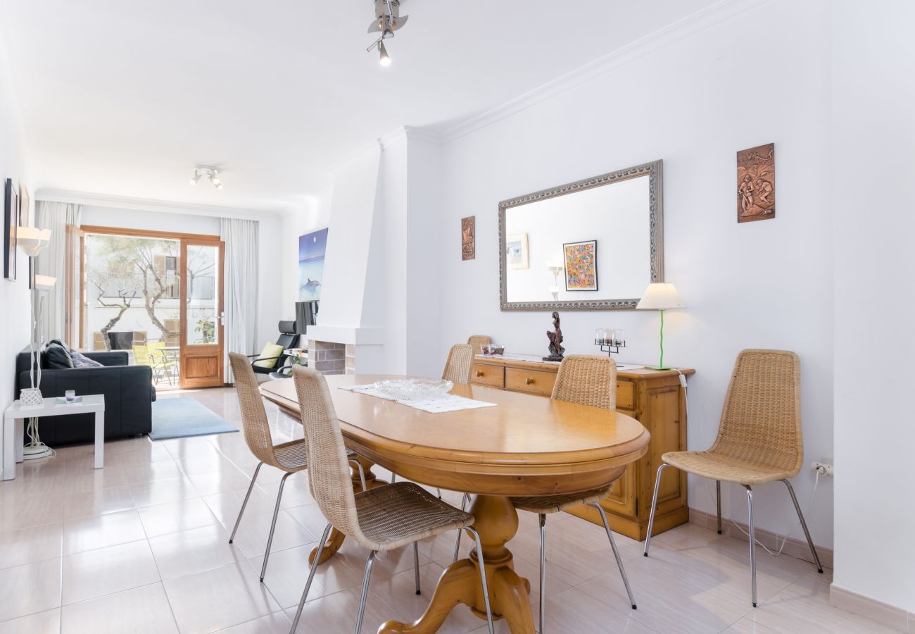 House in Can Picafort - YourHouse Can Miquel, vacation house in Can Picafort, near the beach