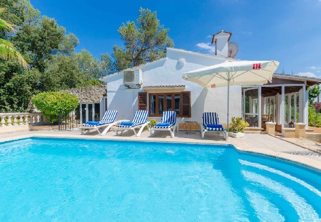House in Sa Pobla - YourHouse Crestaix - finca with pool and terrace for 4 guests